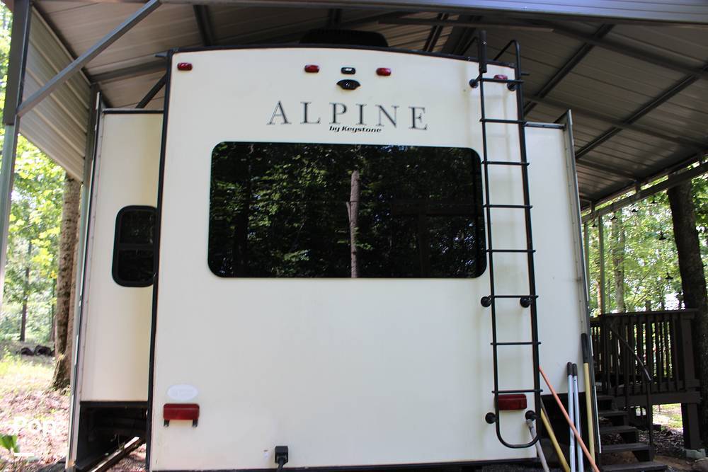 2018 Keystone Alpine 3801FK in nebo NC