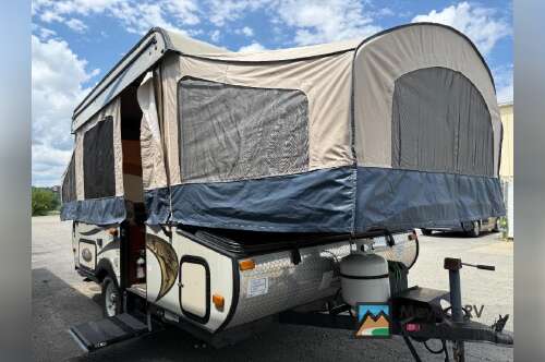2015 Coachmen Rv Clipper 108ST in mt morris PA