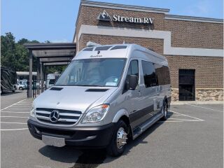 2011 ROADTREK RS ADVENTUROUS