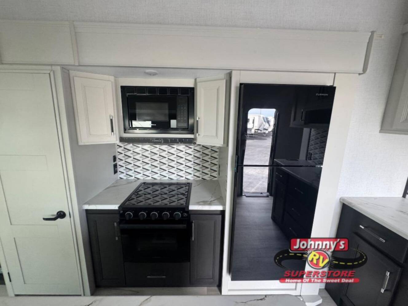 A photo of this 2026 Keystone Rv Arcadia Super Lite 292SLRL