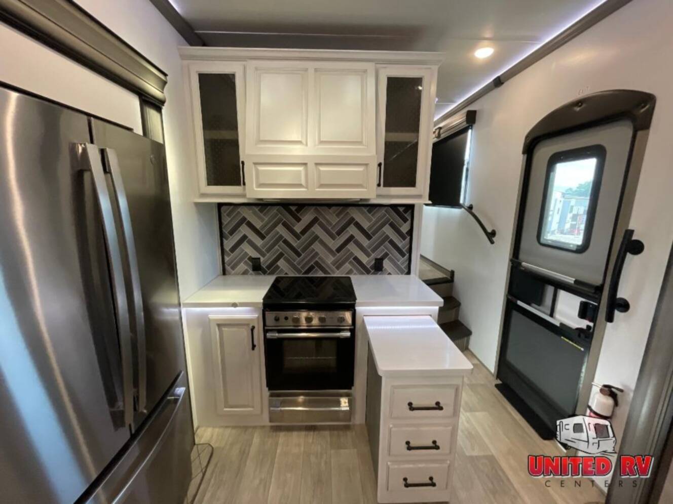 A photo of this 2022 Keystone Rv Montana Legacy 3231CK