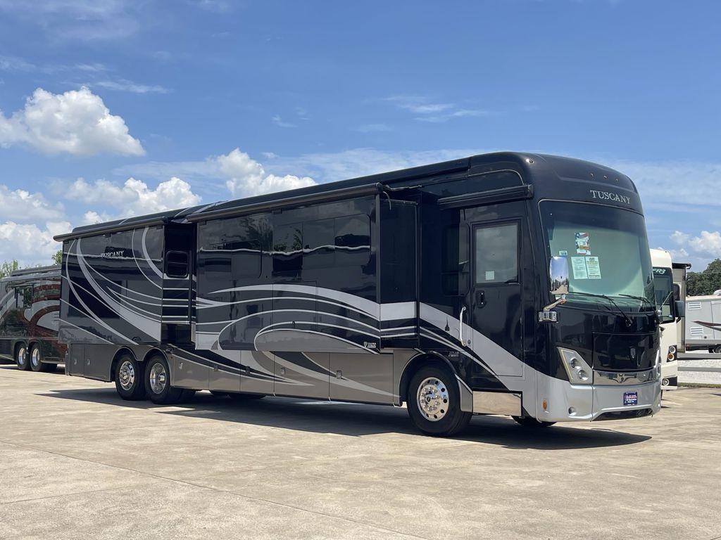 2022 Thor Motor Coach Tuscany 45MX in corinth TX