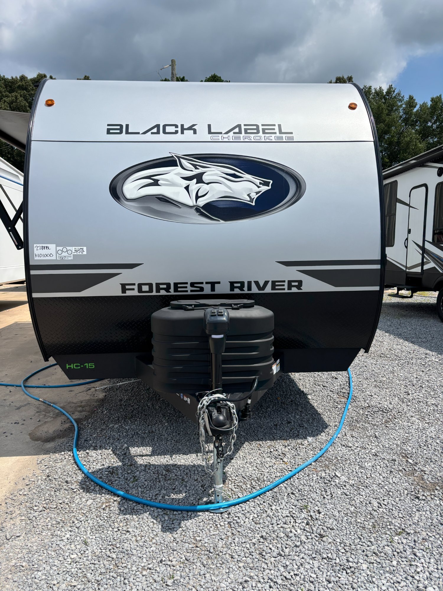 New 2027 Forest River Cherokee Grey Wolf Black Label 22RRBL For