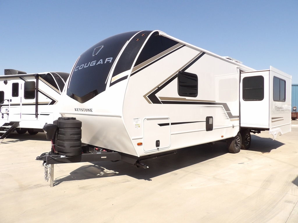 2027 Keystone Cougar Half-Ton 25MLE in los banos