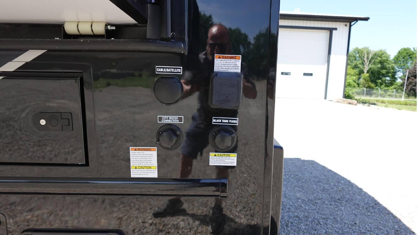 A photo of this 2026 Dynamax ISATA 3 24FW