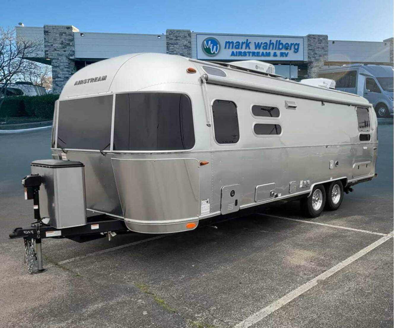A photo of this 2026 Airstream International 28RB Twin
