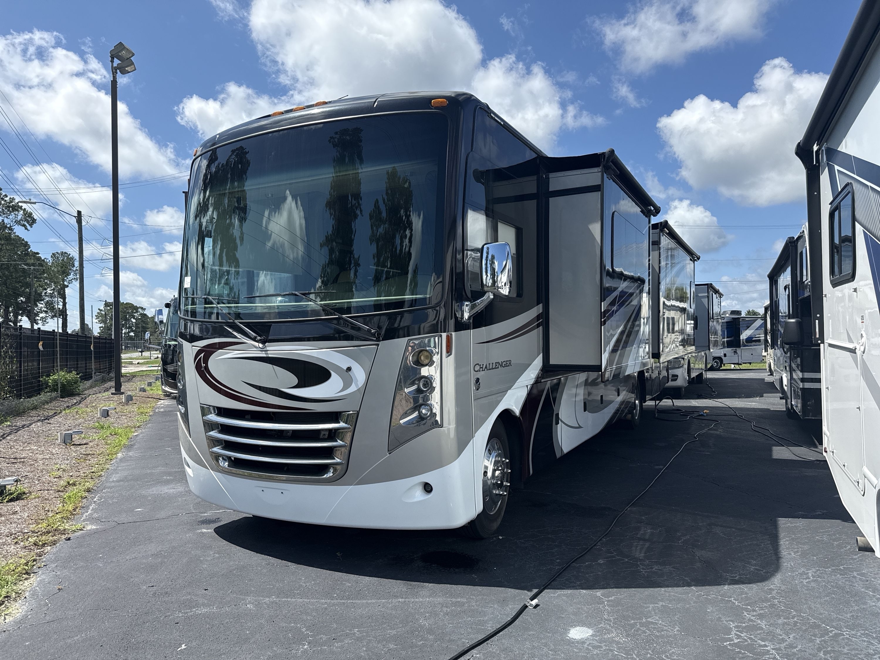 2017 Thor CHALLENGER 37YT in lake city FL