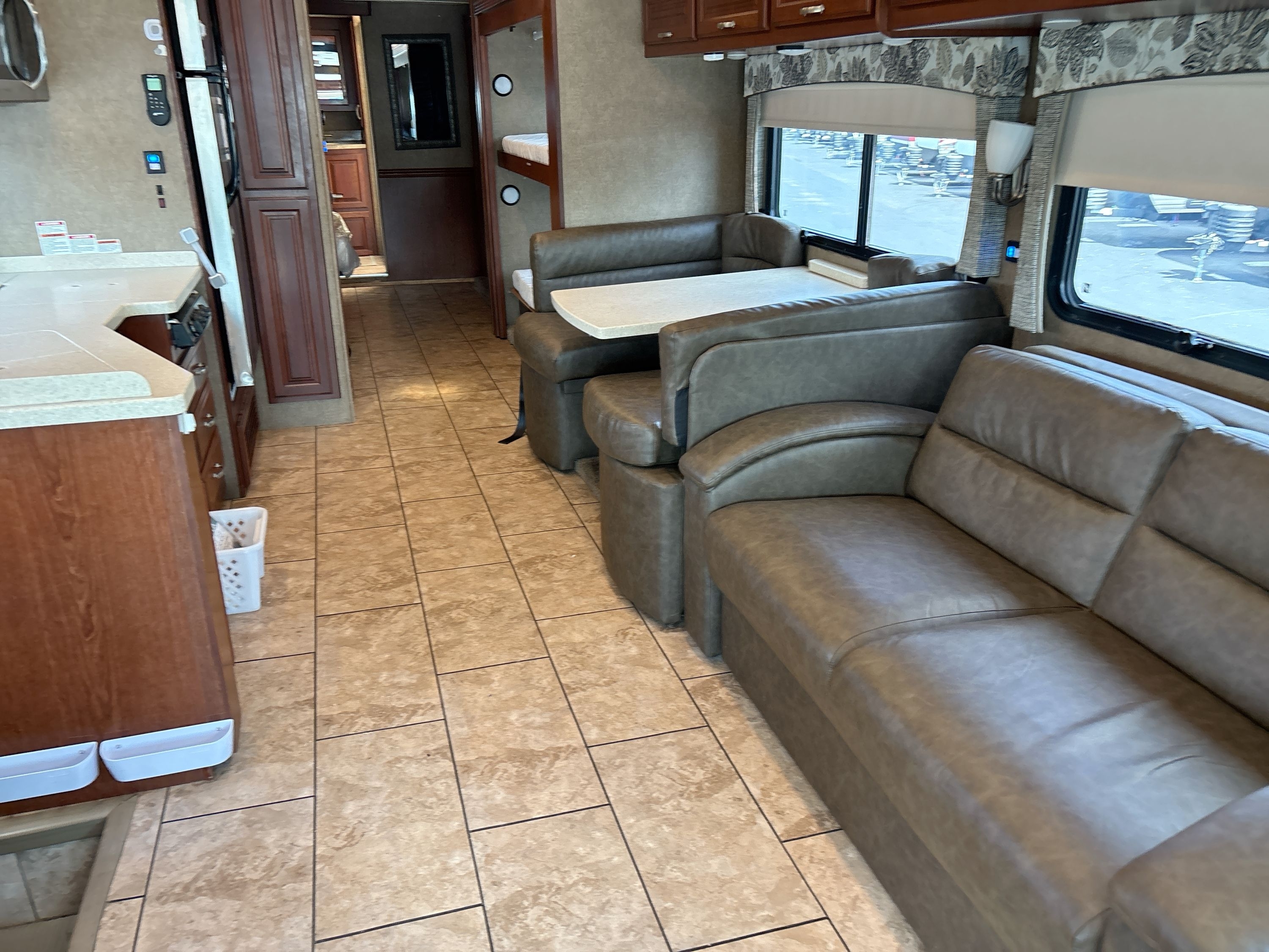 2017 Forest River LEGACY 38C in fort myers FL