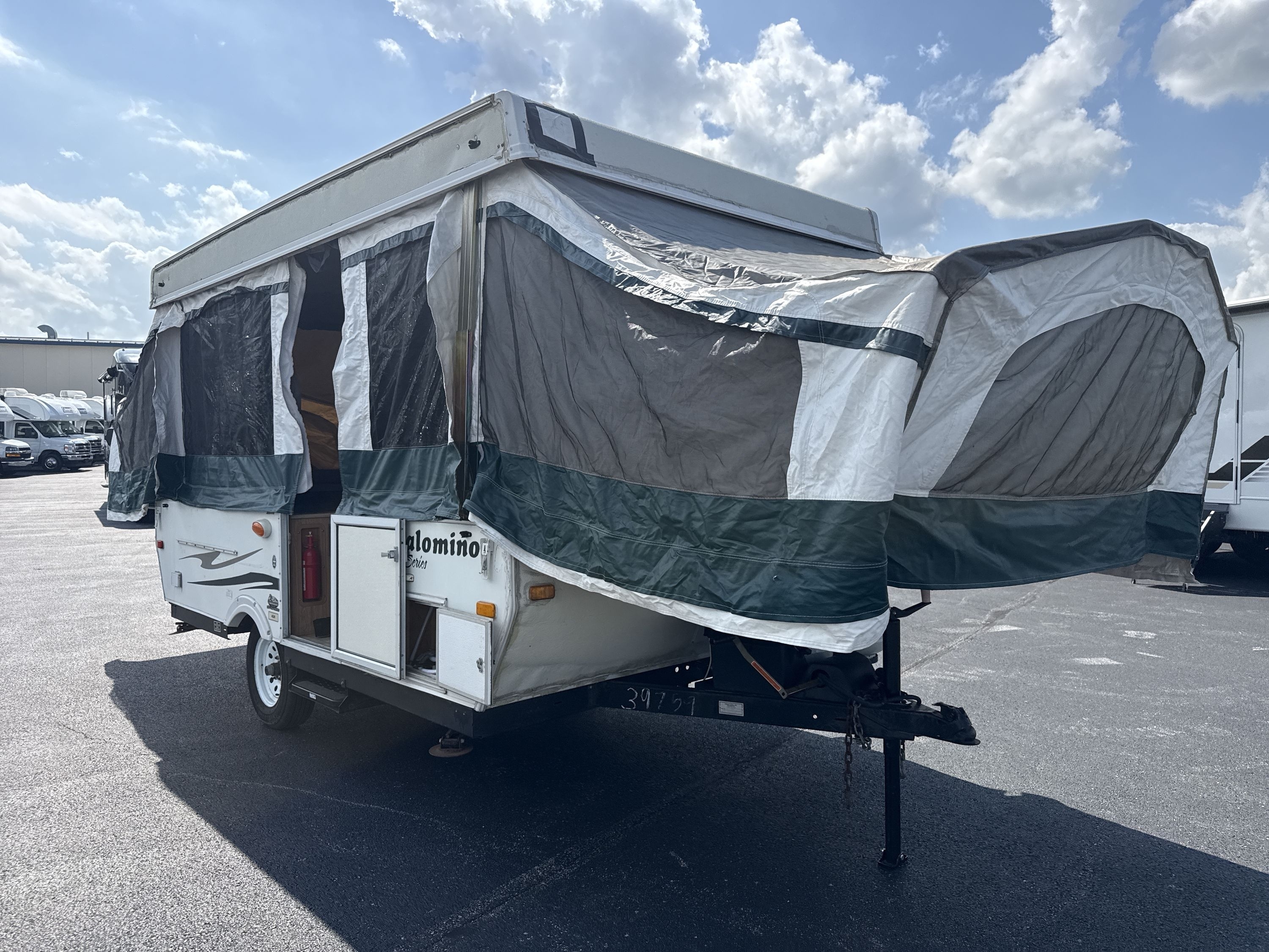 2009 Forest River YEARLING 4125 in georgetown KY