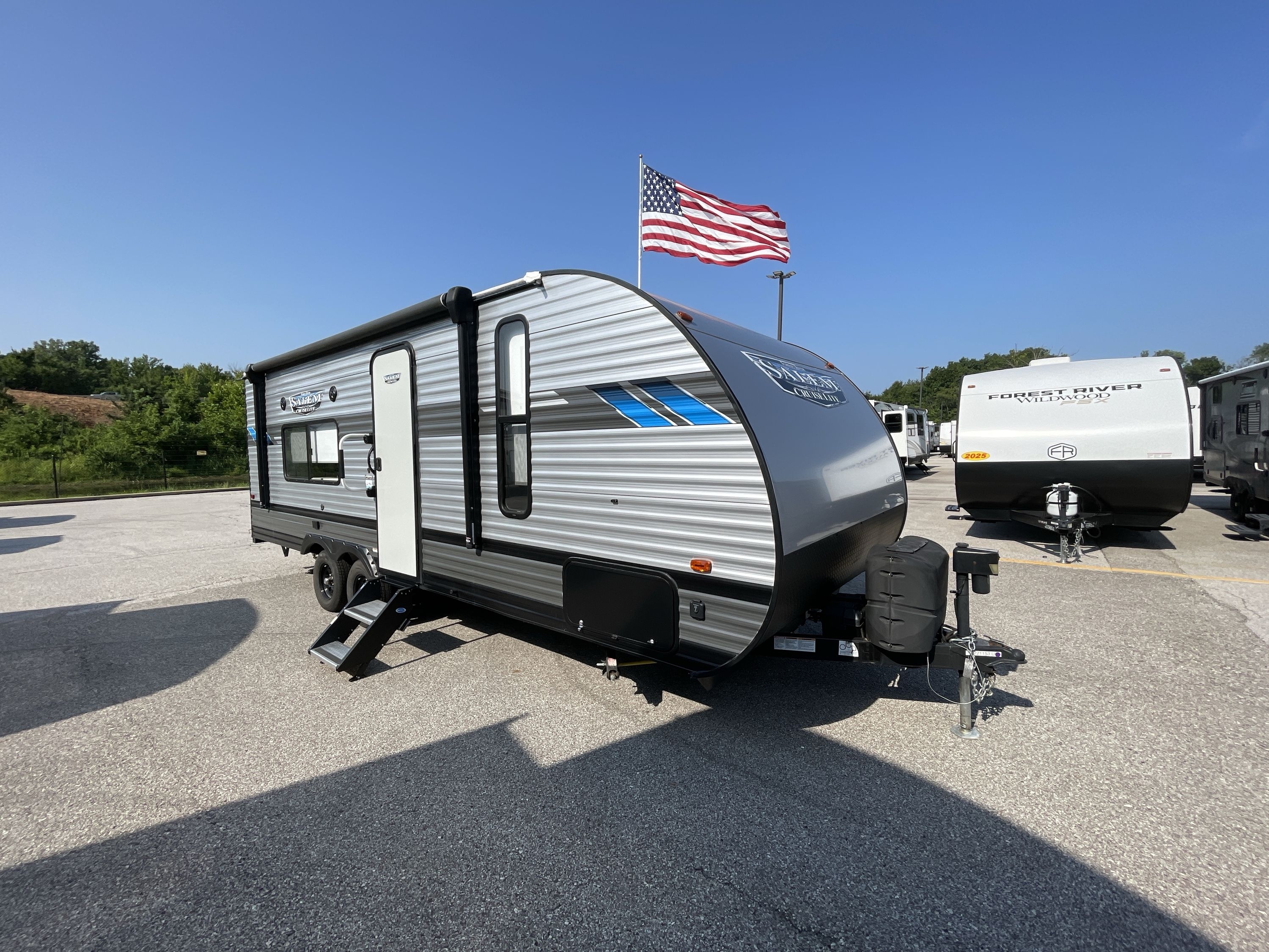2021 Forest River SALEM CRUISE LITE 241QBXL RV