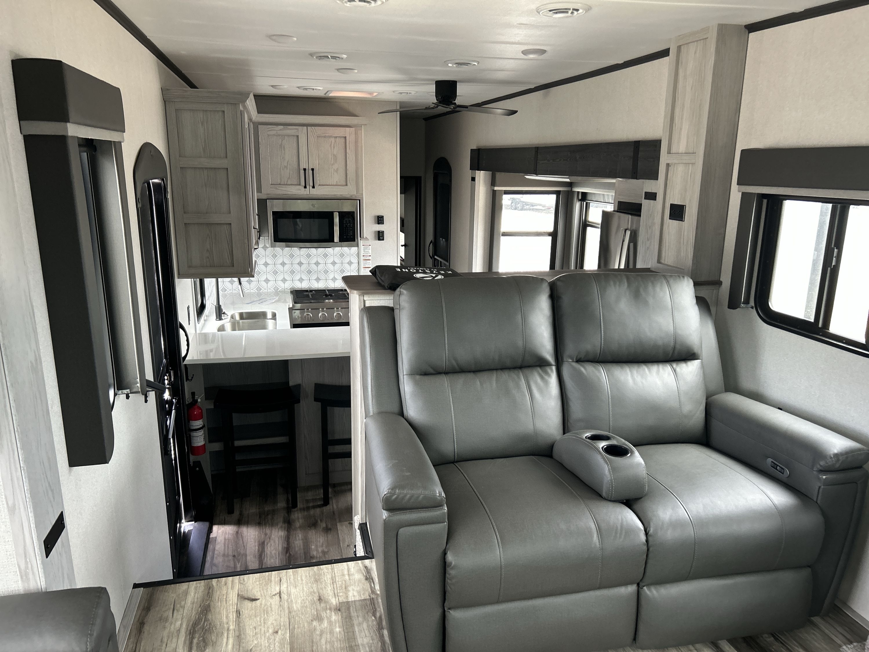 2023 Keystone MONTANA HIGH COUNTRY 377FL in salem AL