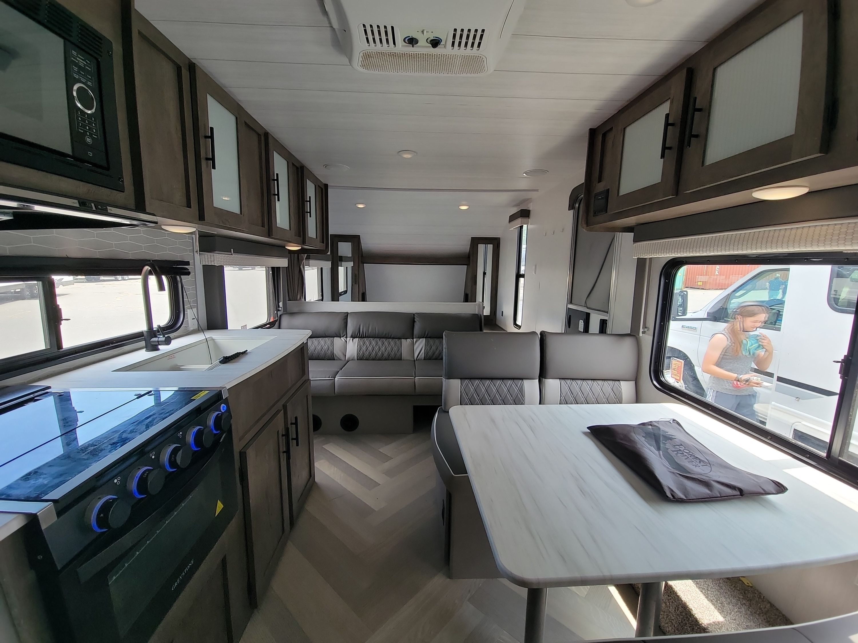 2022 Forest River SALEM CRUISE LITE 261BHXL in west hatfield MA