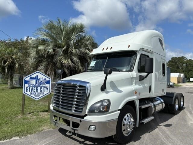 2020 FREIGHTLINER CASCADIA 125 EVOLUTION in Jacksonville, FL