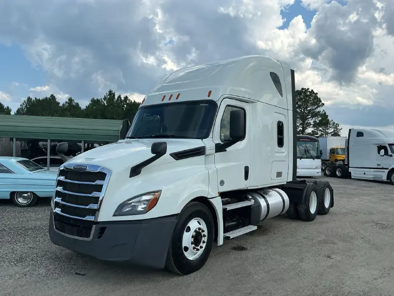 2020 FREIGHTLINER CASCADIA 126