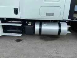 2020 FREIGHTLINER CASCADIA 126