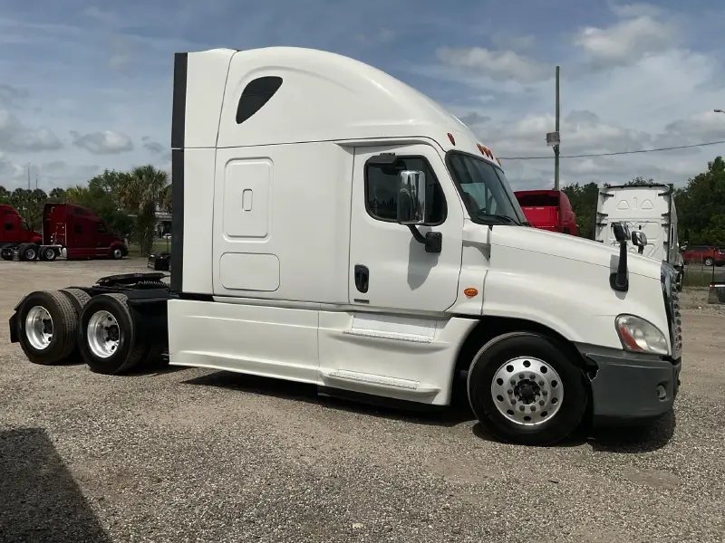 2020 FREIGHTLINER CASCADIA 125