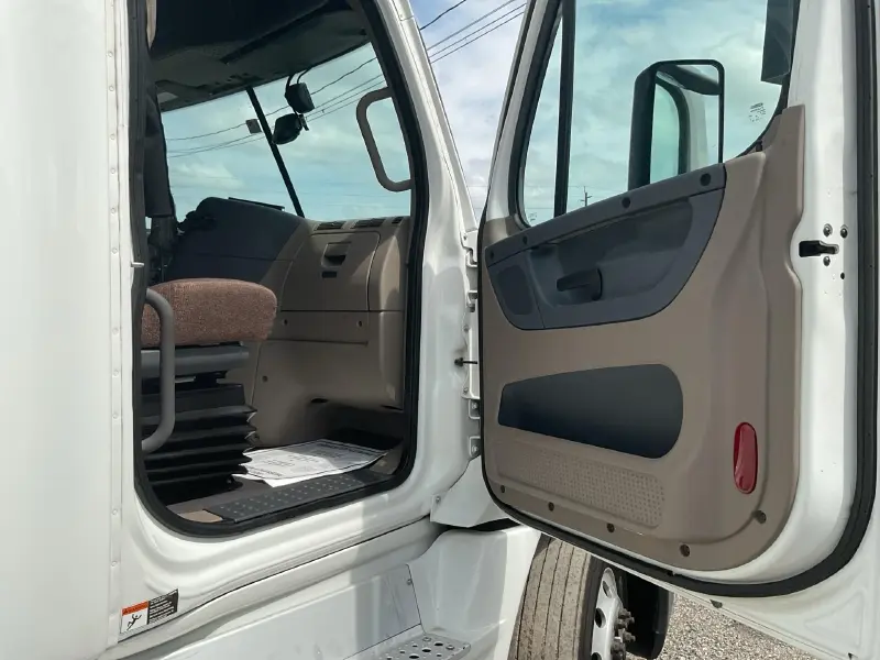 2020 FREIGHTLINER CASCADIA 125