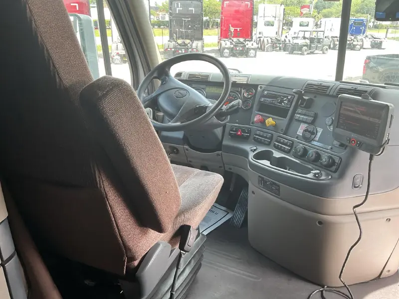 2020 FREIGHTLINER CASCADIA 125