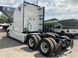 2020 FREIGHTLINER CASCADIA 125