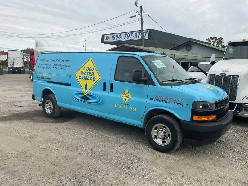 2022 CHEVROLET EXPRESS