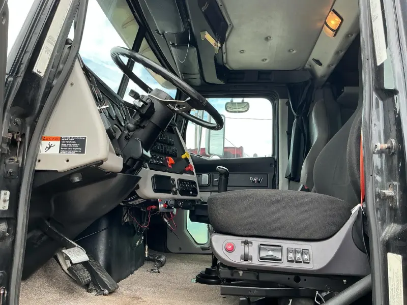2015 WESTERN STAR CONVENTIONAL