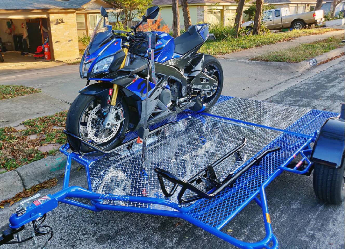 A photo of this 2024 Kendon Dual Ride-Up SRL Stand-Up
