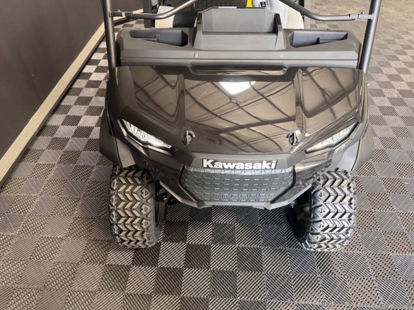 A photo of this 2025 Kawasaki NAV 4E LE