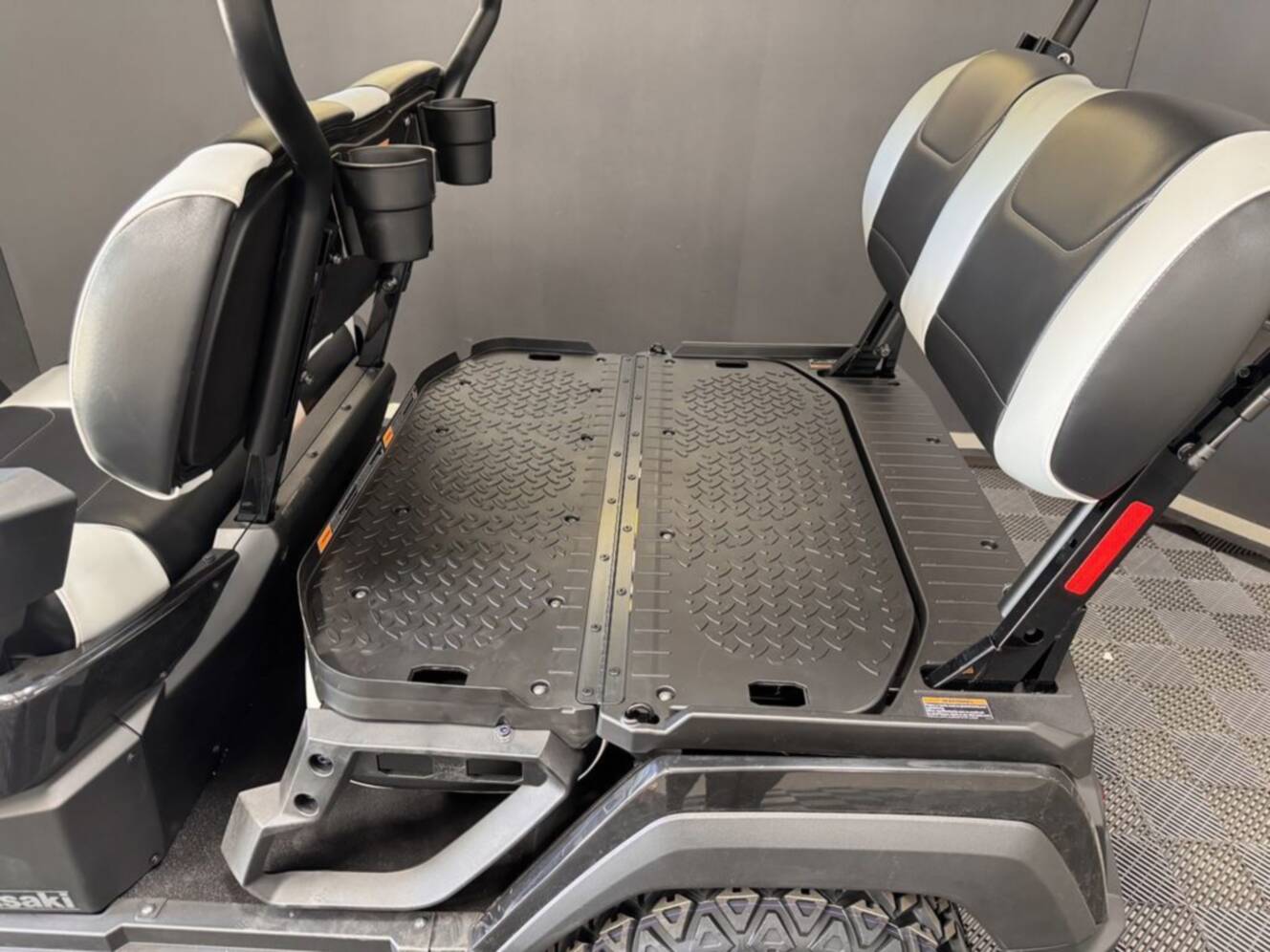 A photo of this 2025 Kawasaki NAV 4E LE