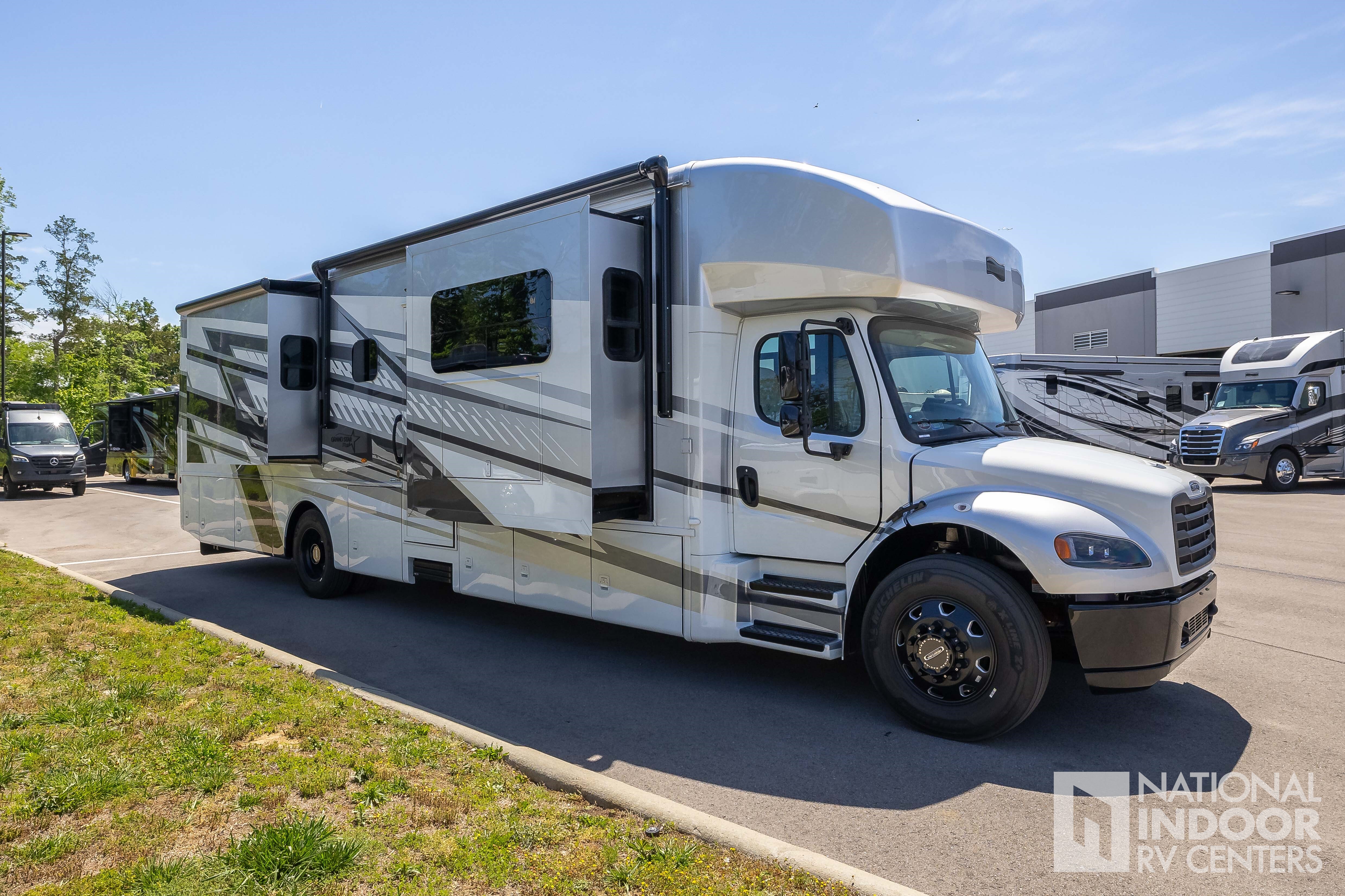2027 Newmar Grand Star 3948 RV