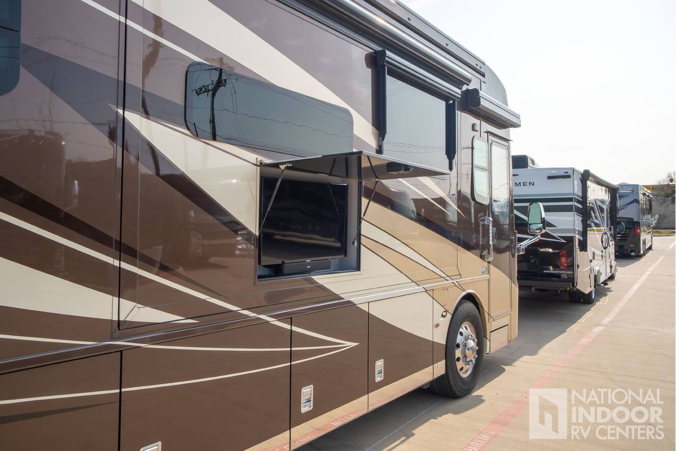 A photo of this 2021 Newmar Mountain Aire 4543