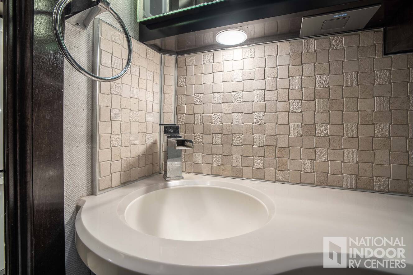 A photo of this 2021 Newmar Mountain Aire 4543
