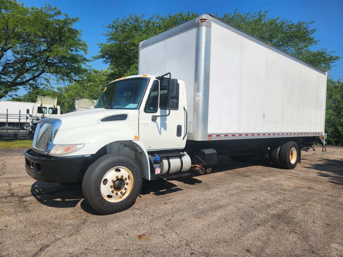 2019 INTERNATIONAL 4300 in Hilliard, OH