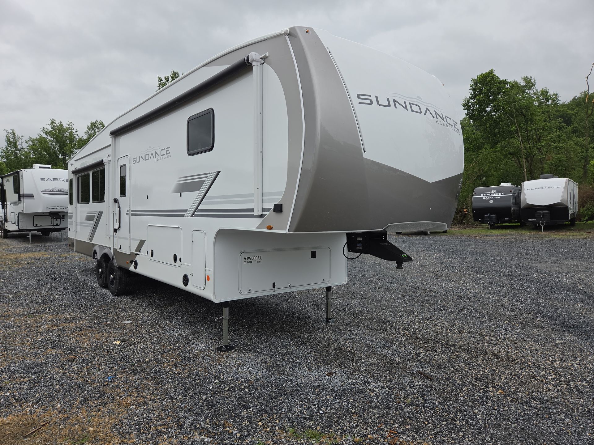 2027 Heartland Sundance 32RLBS in manheim PA
