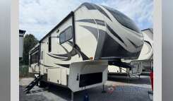 2020 Grand Design Solitude 3350RL RV