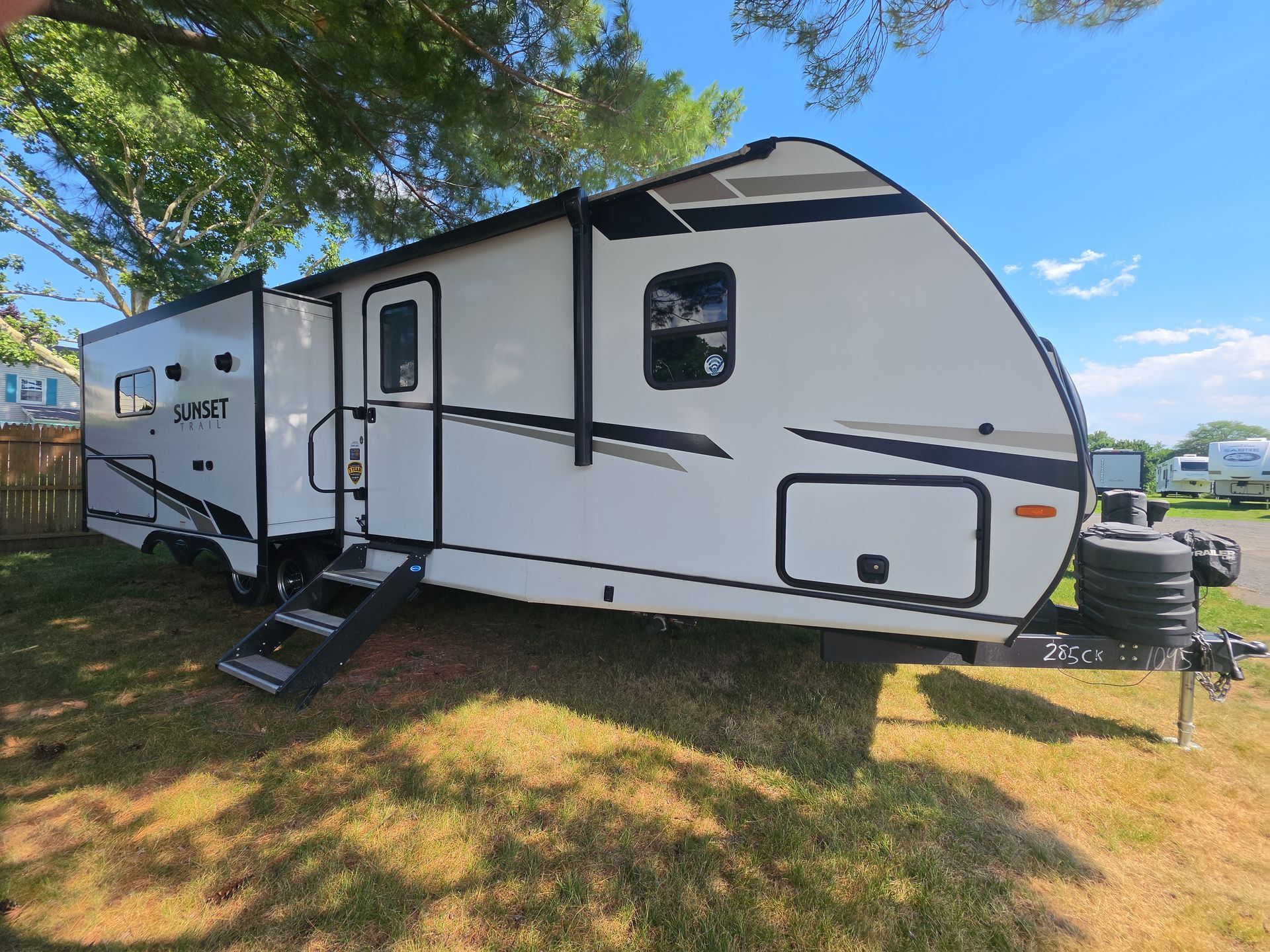 2024 Crossroads Sunset Trail 285CK RV