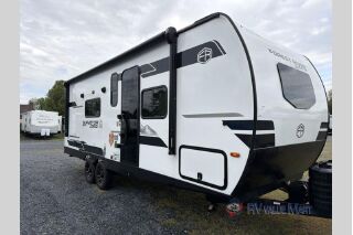 2025 FOREST RIVER SURVEYOR LEGEND 204MKLE