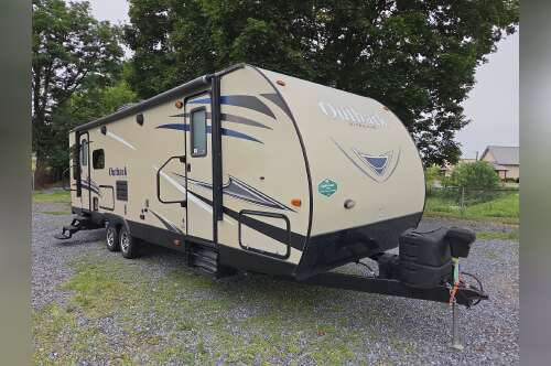 2017 Keystone Outback Ultra Lite 278URL in ephrata PA