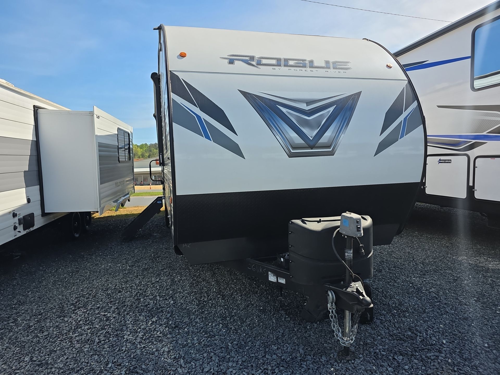 2022 Forest River Vengeance Rogue 26VKS Travel Trailer Toy Hauler RV