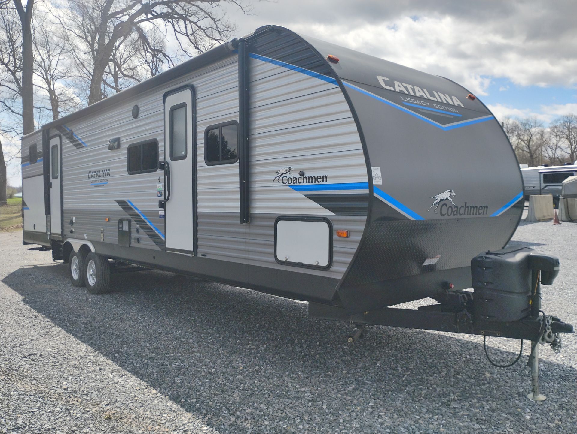 2022 Coachmen Catalina Legacy Edition 323BHDSCKLE in ephrata PA