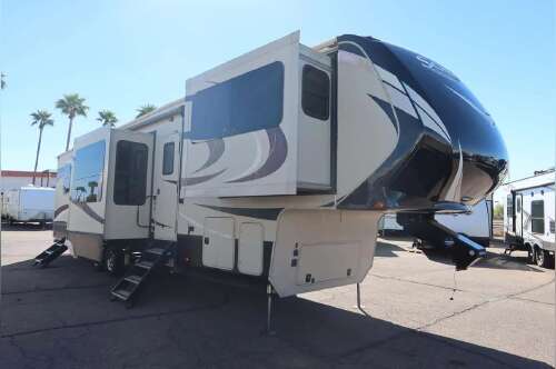 2016 Grand Design Rv SOLITUDE 379FL in apache junction AZ