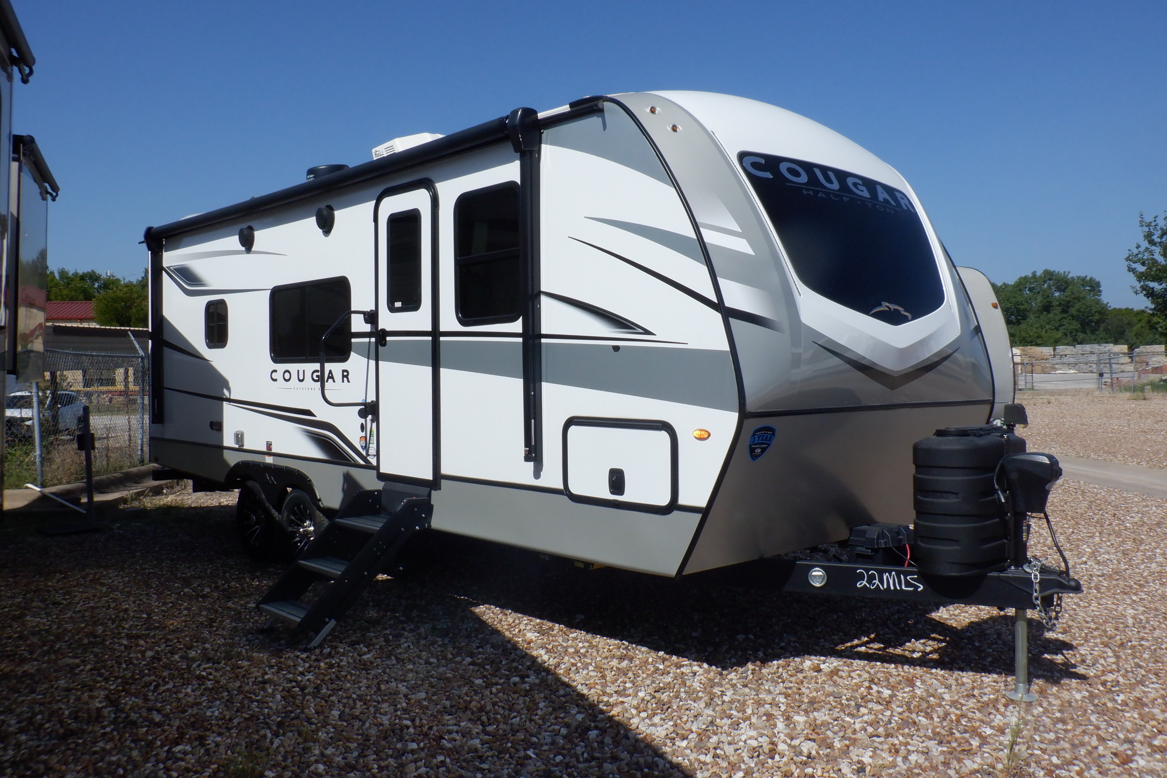 2024 Keystone Rv Cougar Half-Ton 22MLS in granbury TX