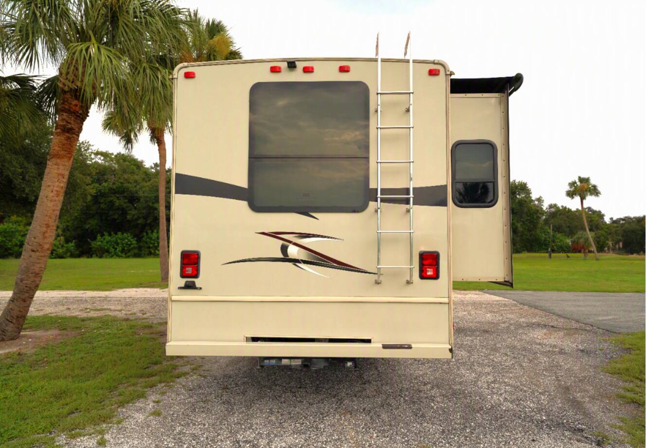 A photo of this 2017 Fleetwood FLAIR 31E