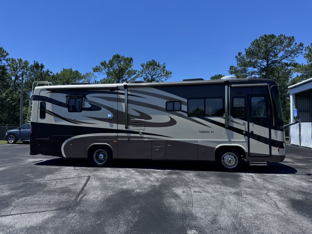 2008 Holiday Rambler NEPTUNE® 35SBD RV
