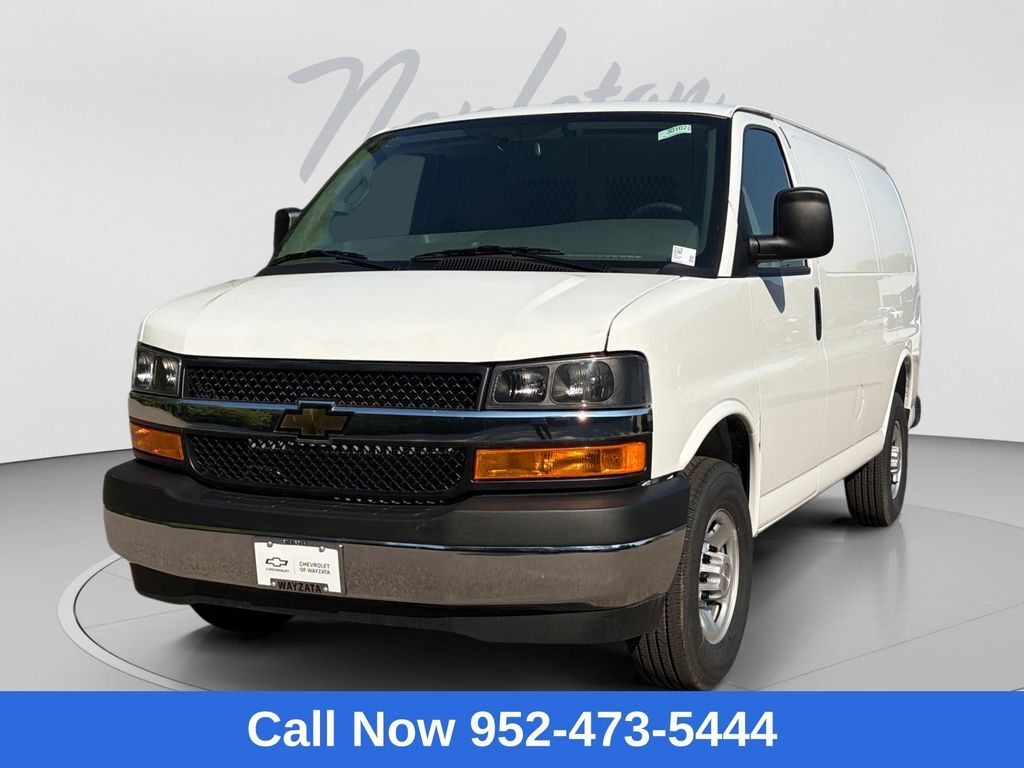 2026 CHEVROLET Express 2500 in Wayzata, MN