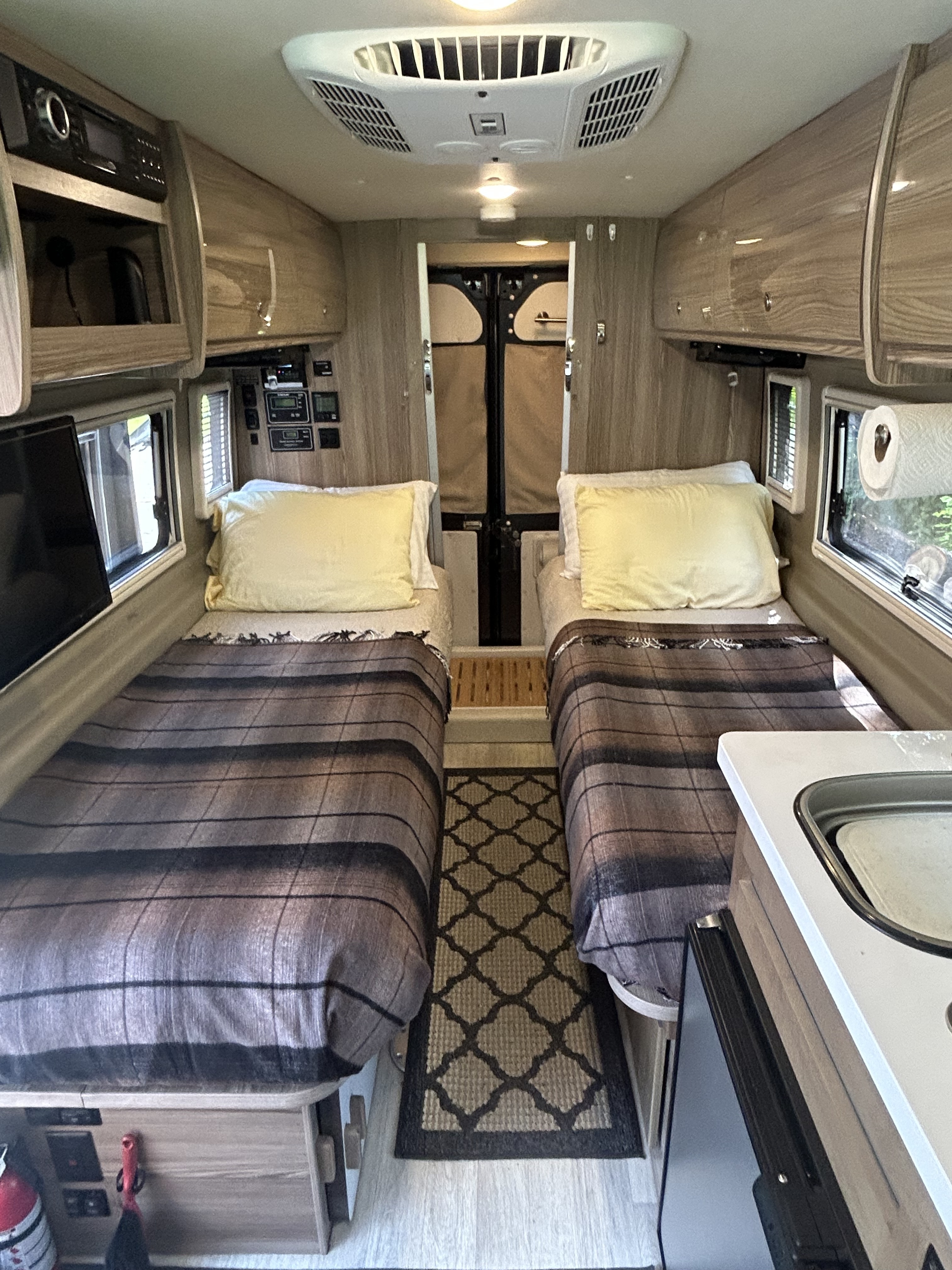 2021 Winnebago TRAVATO 59K in saint james NY