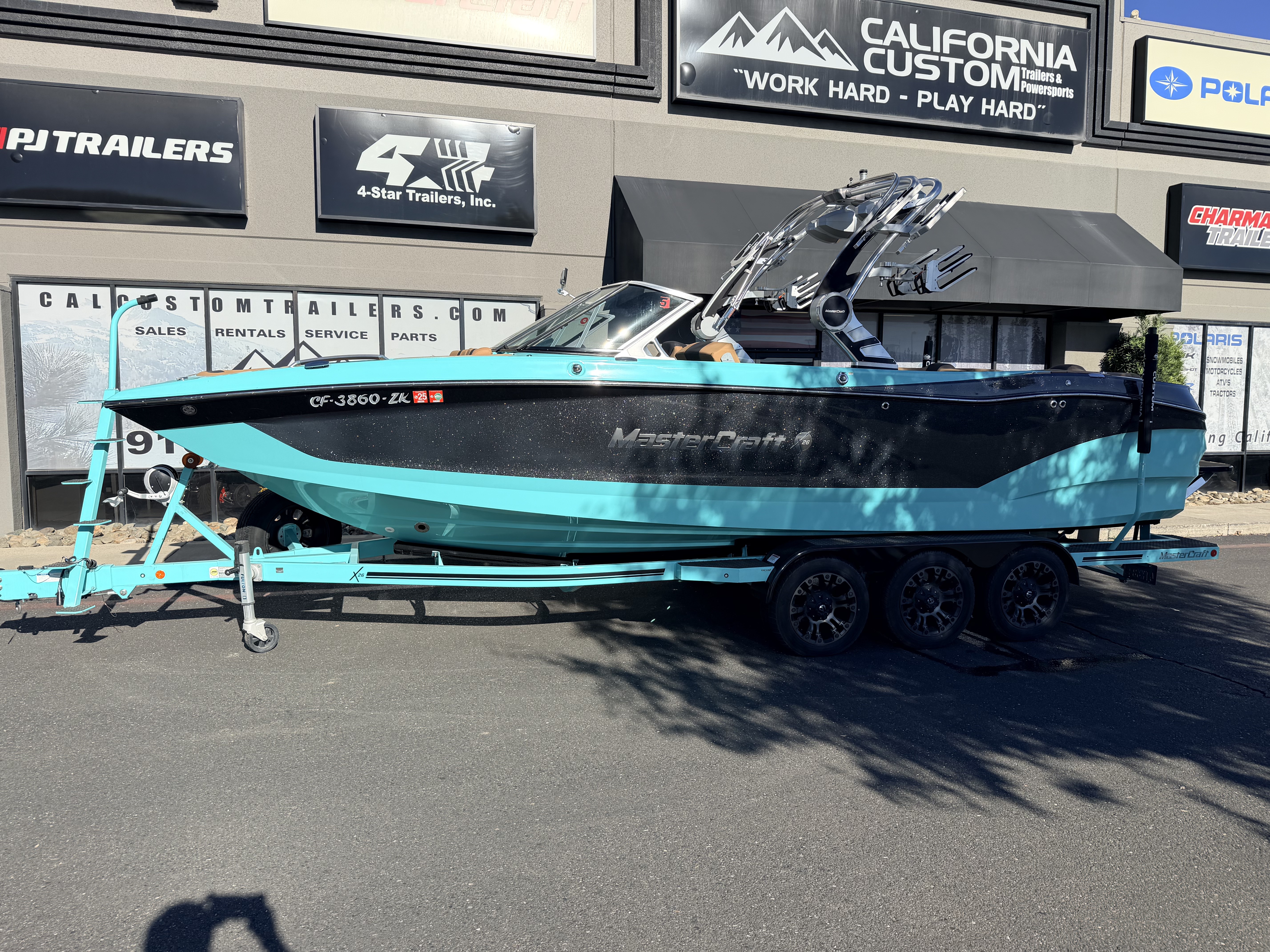 2021 Mastercraft X26 Ski and Wakeboard Boat boat