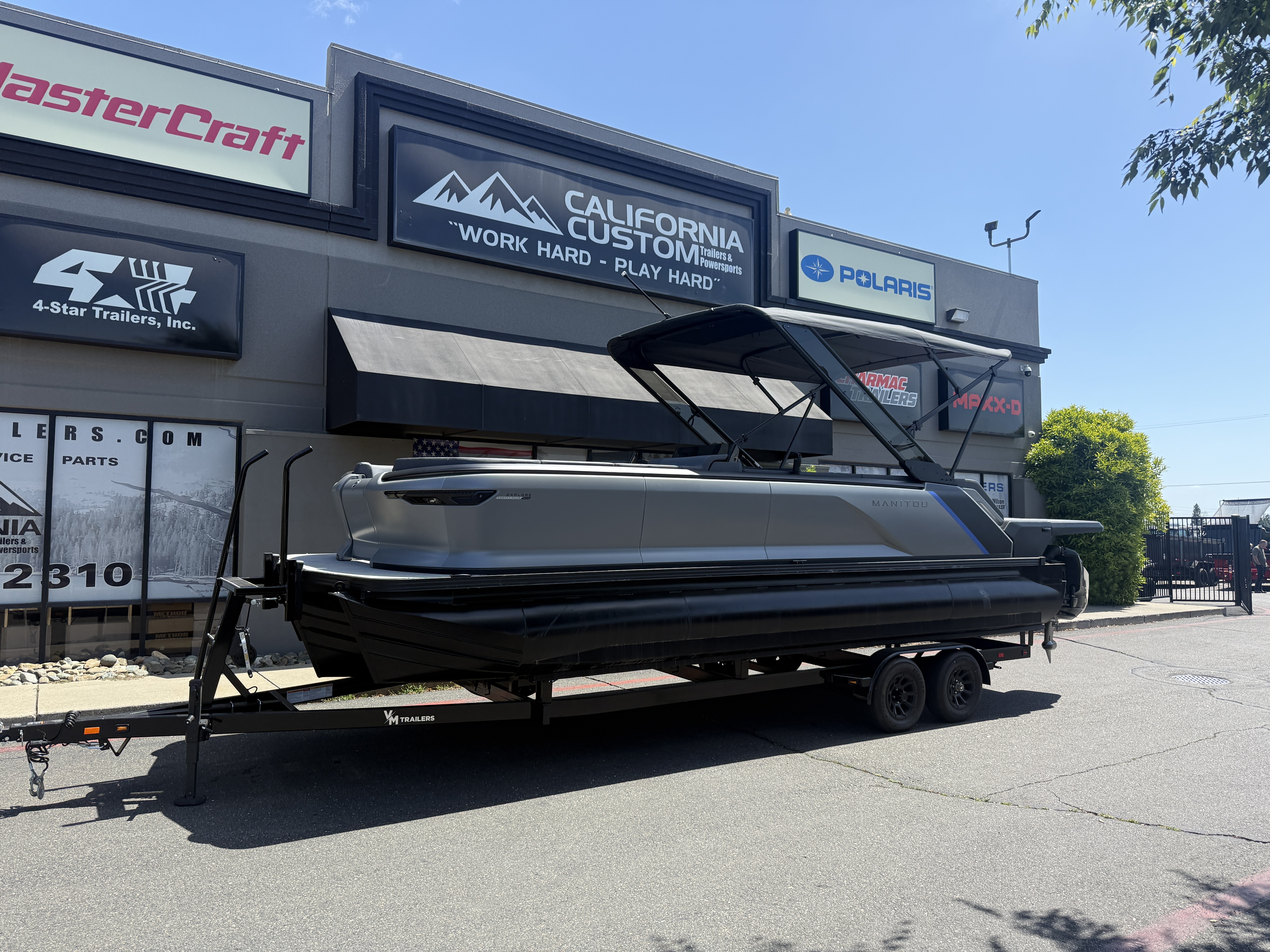 2025 Manitou 24' Explore Switchback Stealth 26 SWITCHBACK in elk grove CA
