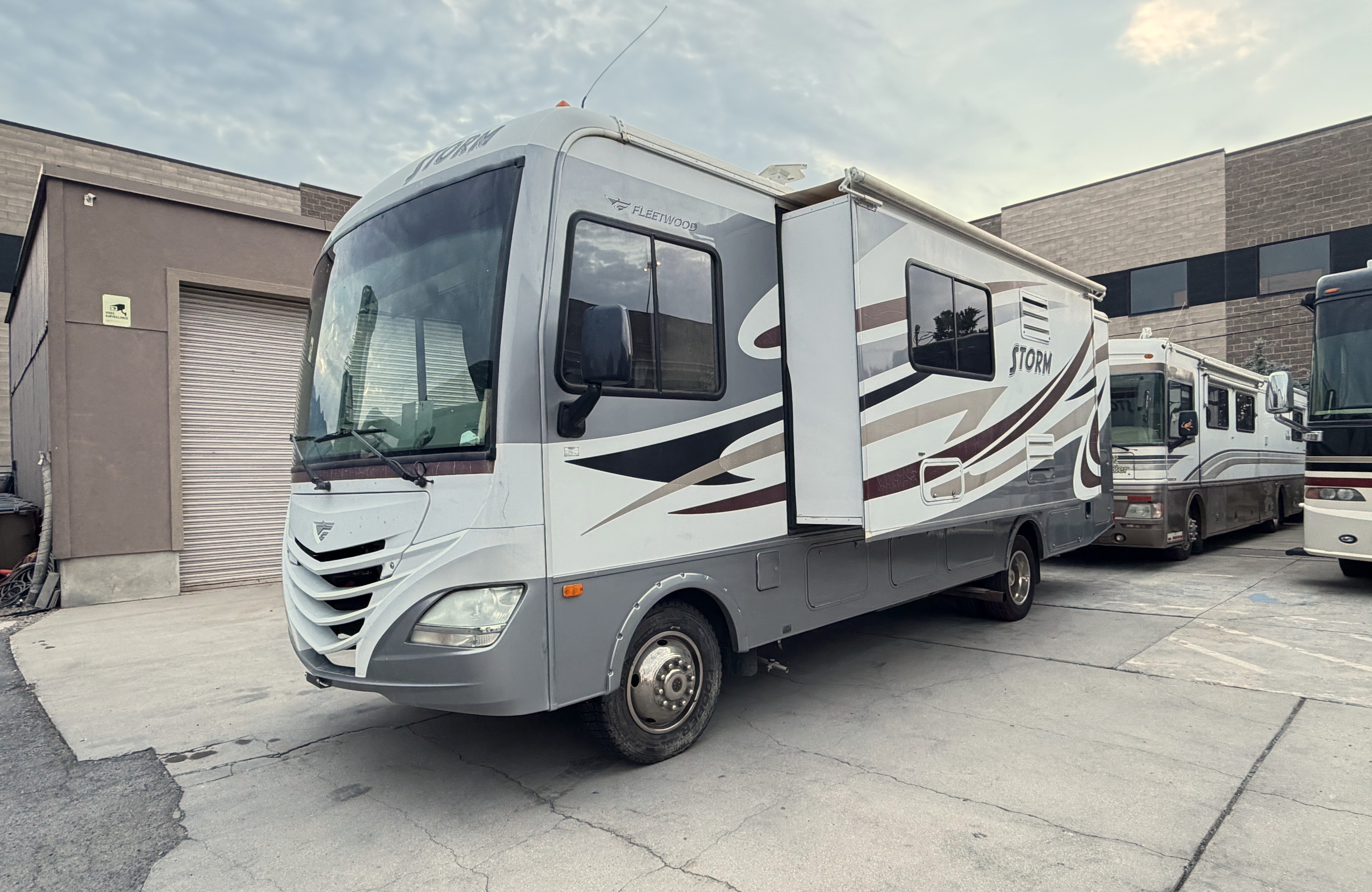 2013 Fleetwood STORM 28MS in draper UT