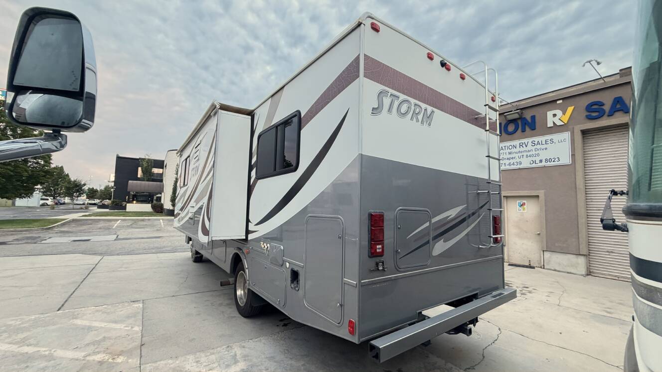 A photo of this 2013 Fleetwood STORM 28MS