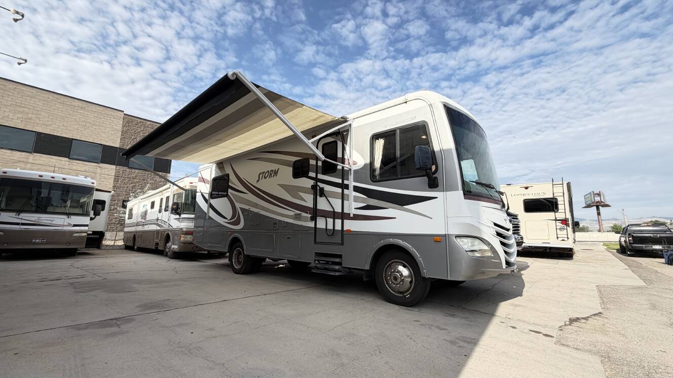 A photo of this 2013 Fleetwood STORM 28MS